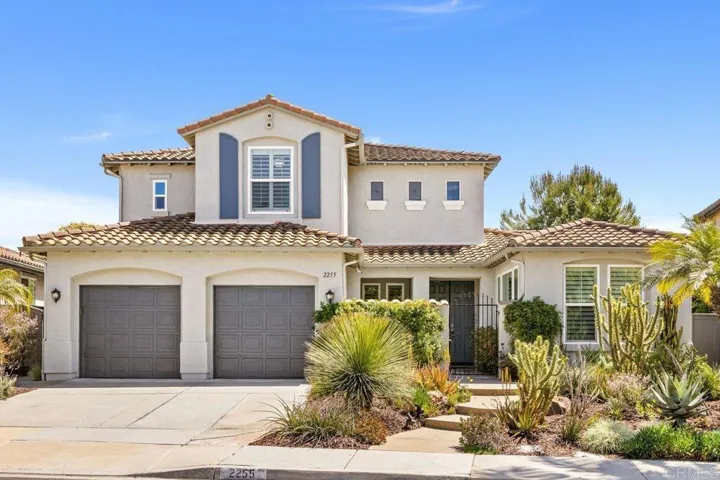 2255 Camino Robledo, Carlsbad, California 92009