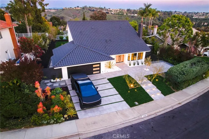 25302 Posada Lane, Mission Viejo, California 92691
