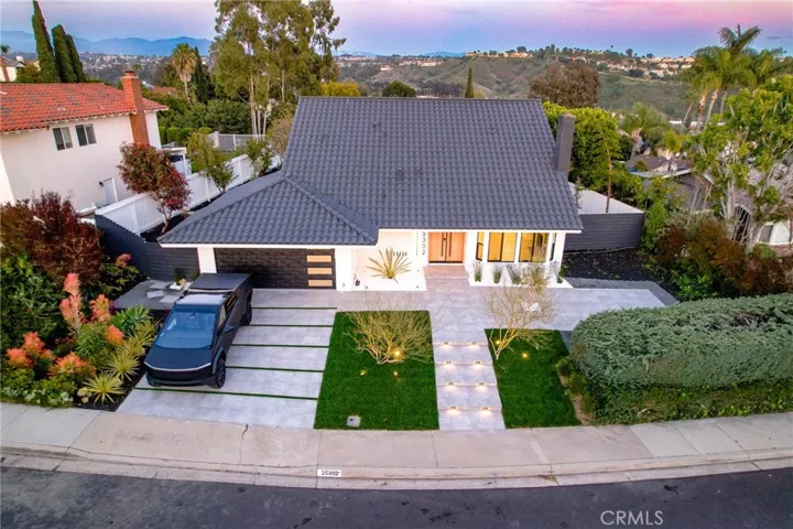 25302 Posada Lane, Mission Viejo, California 92691
