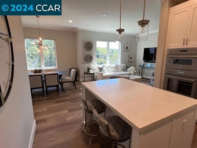 50 Woodbury Highlands Pl 24, Lafayette, California 94549