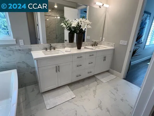 50 Woodbury Highlands Pl 24, Lafayette, California 94549