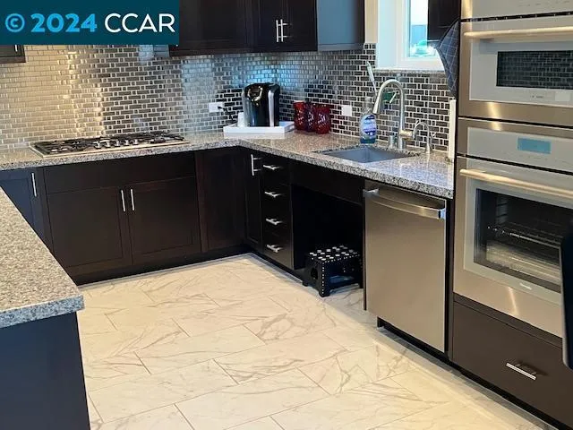 50 Woodbury Highlands Pl 24, Lafayette, California 94549