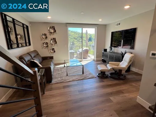 50 Woodbury Highlands Pl 24, Lafayette, California 94549