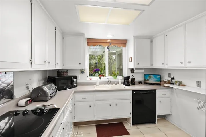 172 Avenida Majorca H, Laguna Woods, California 92637
