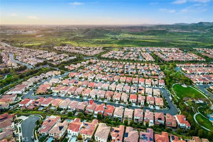 32 Caspian, Lake Forest, California 92630