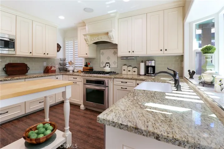 25052 Southport, Laguna Hills, California 92653
