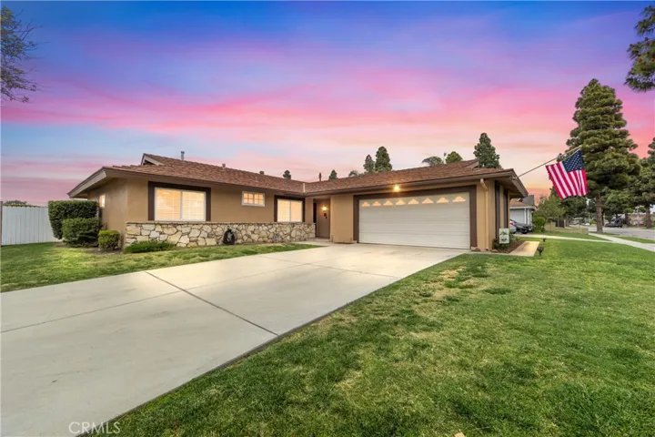 5611 Richmond Avenue, Garden Grove, California 92845