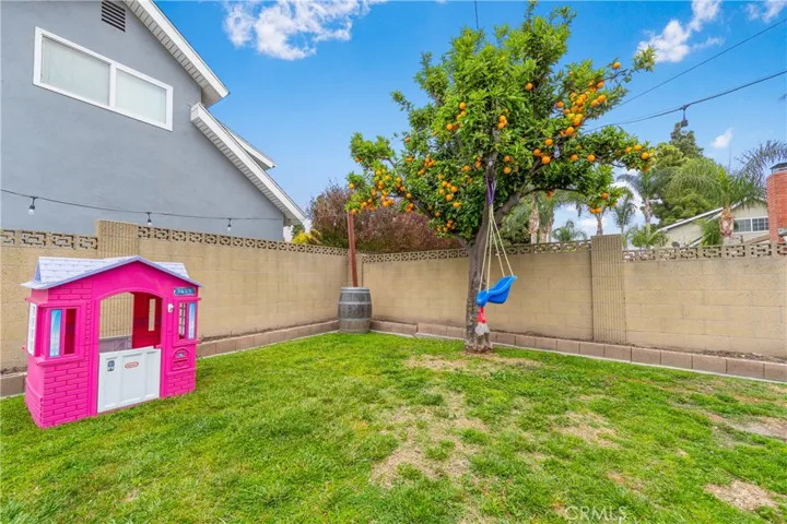 5611 Richmond Avenue, Garden Grove, California 92845