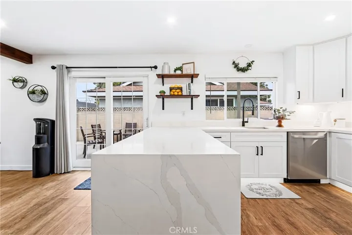 5611 Richmond Avenue, Garden Grove, California 92845