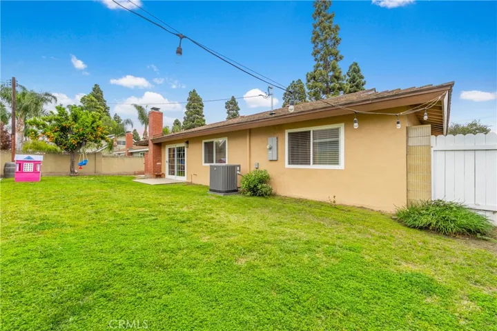 5611 Richmond Avenue, Garden Grove, California 92845