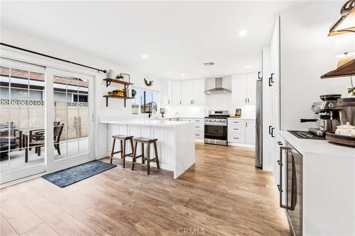 5611 Richmond Avenue, Garden Grove, California 92845