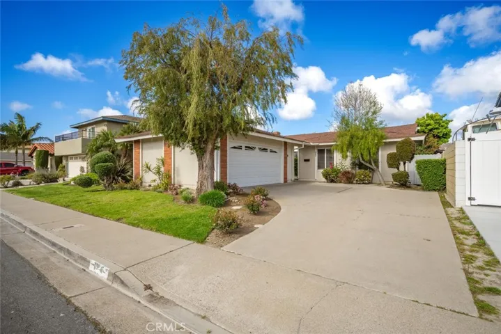 3781 Wisteria Street, Seal Beach, California 90740