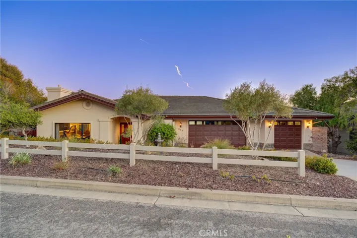 835 Via Las Aguilas, Arroyo Grande, California 93420