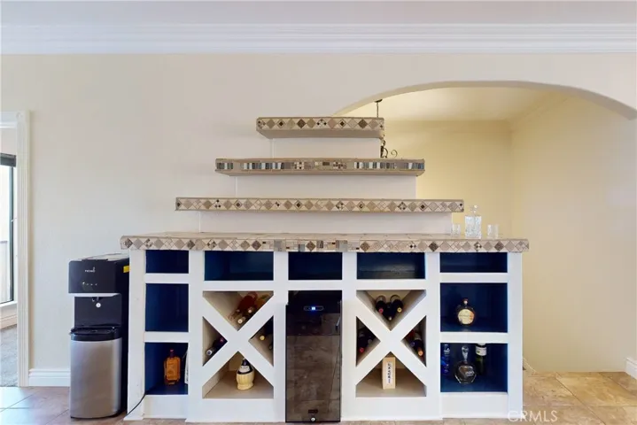 Hall bar built-in