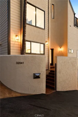 32041 Point Place, Laguna Beach, California 92651