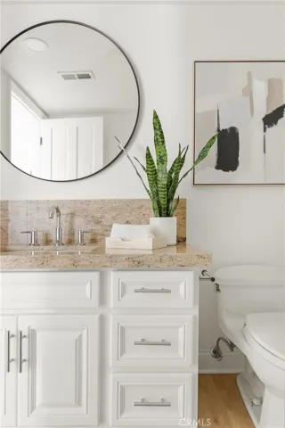 Upstairs Secondary Bathroom