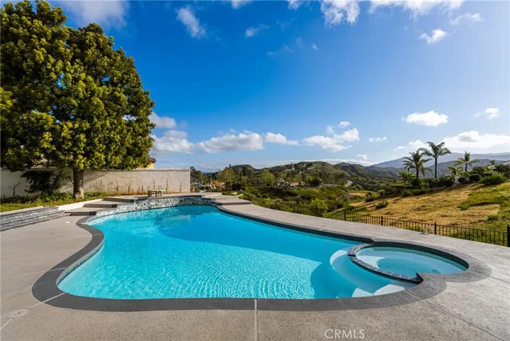 1110 S Tamarisk Drive, Anaheim Hills, California 92807