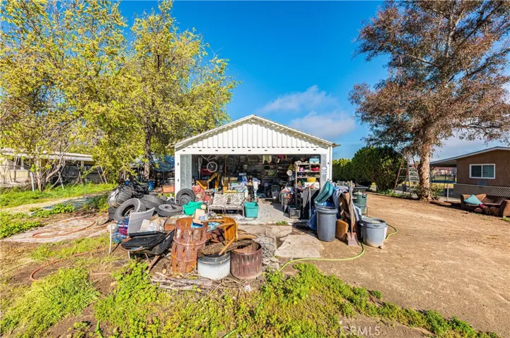 32880 Skylark Drive, Lake Elsinore, California 92530