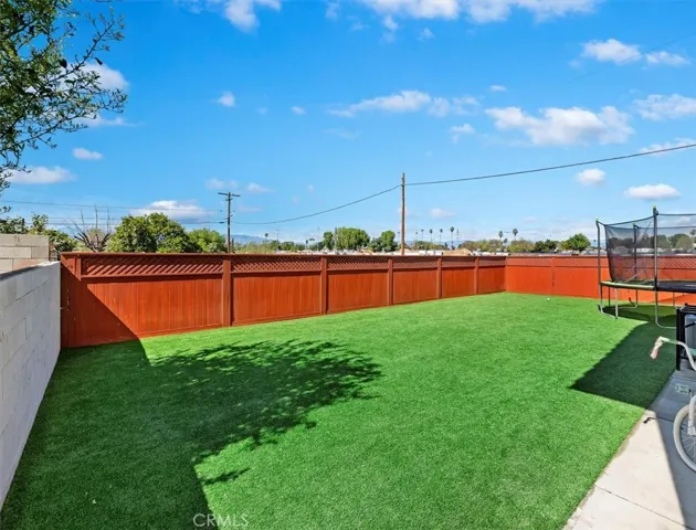 7407 Lincoln Avenue, Riverside, California 92504