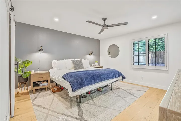 123 E Oak Avenue 204, El Segundo, California 90245