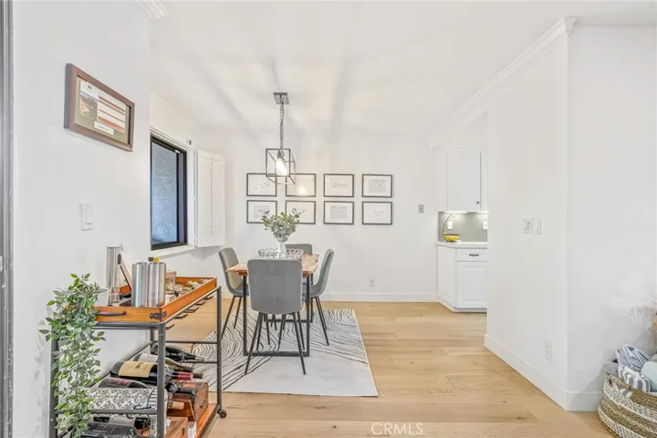 123 E Oak Avenue 204, El Segundo, California 90245