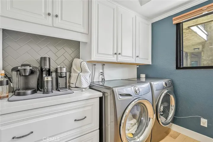 123 E Oak Avenue 204, El Segundo, California 90245