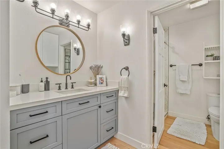 123 E Oak Avenue 204, El Segundo, California 90245