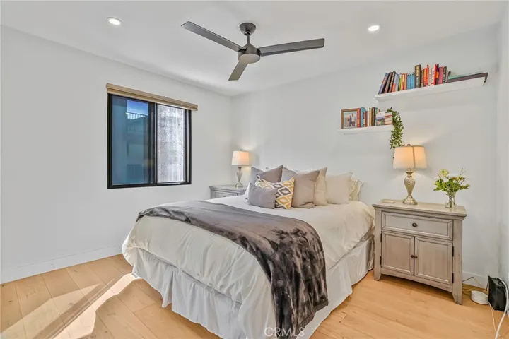 123 E Oak Avenue 204, El Segundo, California 90245