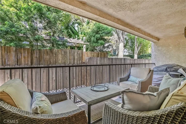 123 E Oak Avenue 204, El Segundo, California 90245