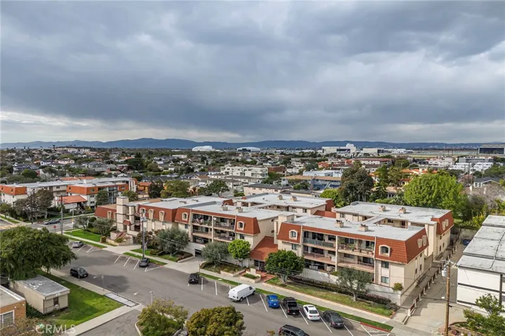 123 E Oak Avenue 204, El Segundo, California 90245
