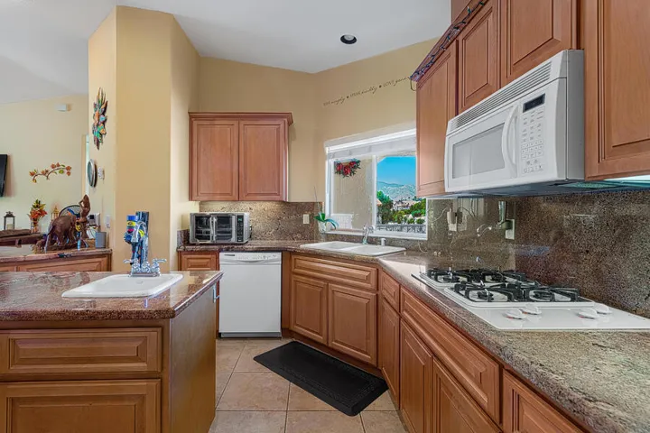 kitchen 3