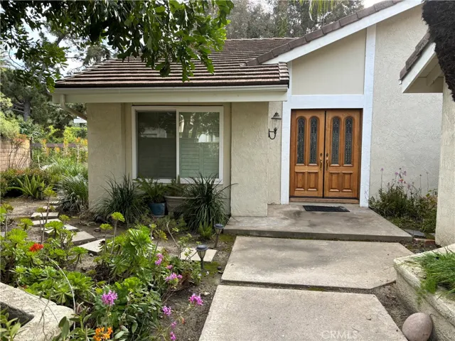 425 S Westrige Circle, Anaheim Hills, California 92807