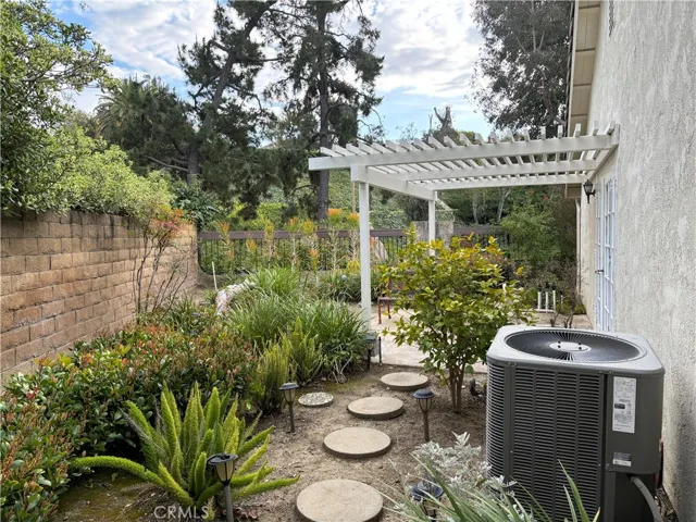 425 S Westrige Circle, Anaheim Hills, California 92807