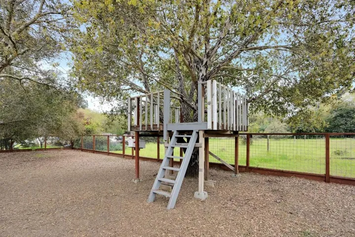 1273 Amesti Road, Watsonville, California 95076