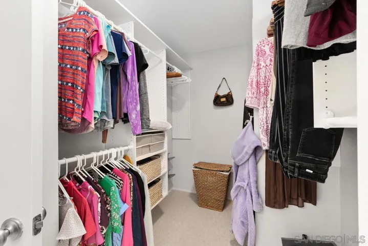 Walk-in Closet