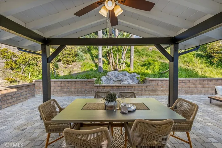 22502 Via Loyola, Mission Viejo, California 92691