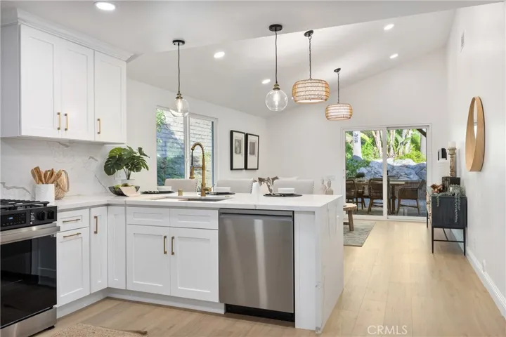 22502 Via Loyola, Mission Viejo, California 92691