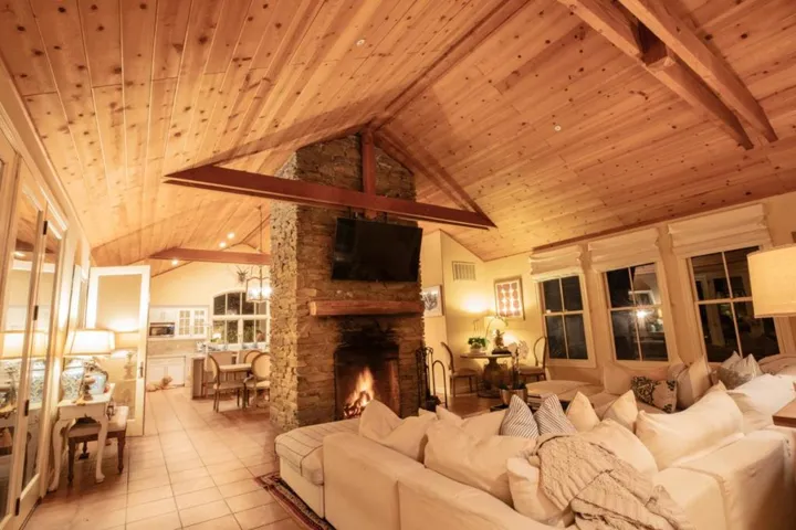 33 Bear Valley, Aptos, California 95003