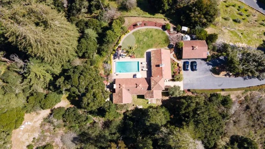 33 Bear Valley, Aptos, California 95003