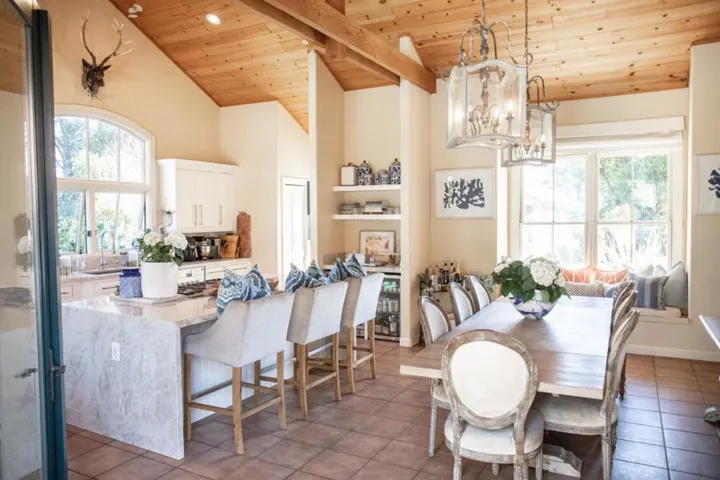 33 Bear Valley, Aptos, California 95003