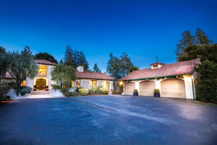 33 Bear Valley, Aptos, California 95003