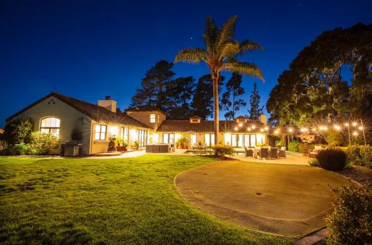 33 Bear Valley, Aptos, California 95003