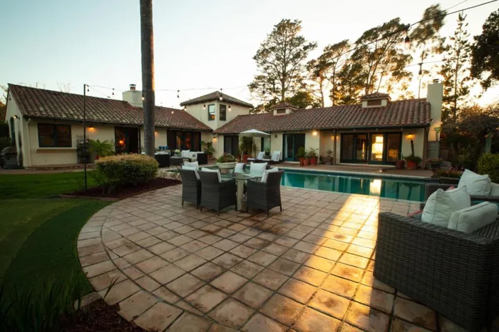 33 Bear Valley, Aptos, California 95003