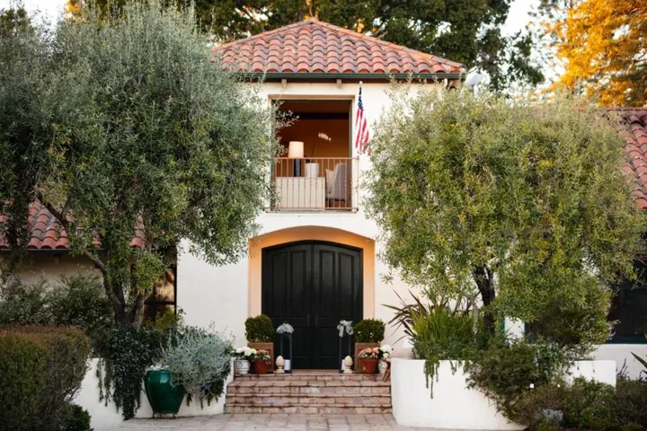 33 Bear Valley, Aptos, California 95003