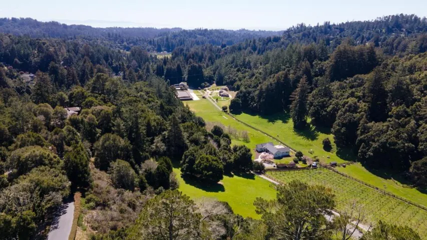 33 Bear Valley, Aptos, California 95003