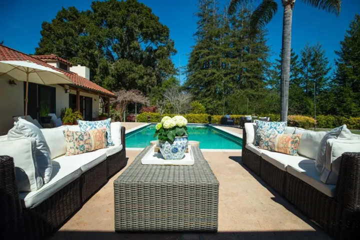 33 Bear Valley, Aptos, California 95003