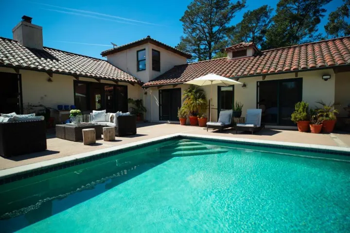 33 Bear Valley, Aptos, California 95003