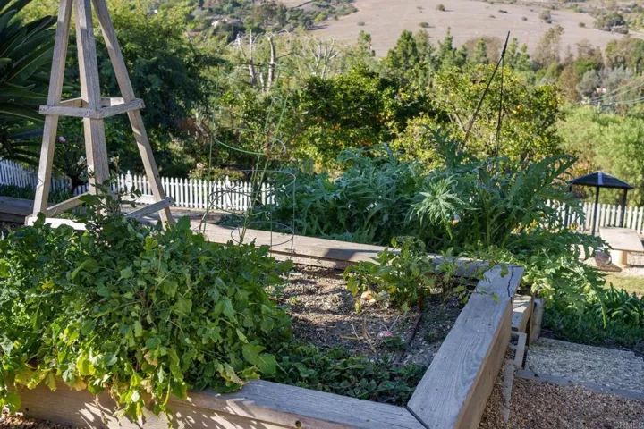 5736 Loma Verde, Rancho Santa Fe, California 92067