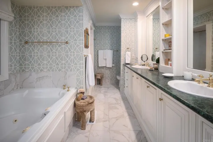 5736 Loma Verde, Rancho Santa Fe, California 92067