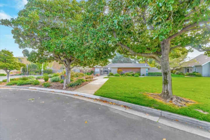 107 Escobar Court, Los Gatos, California 95032